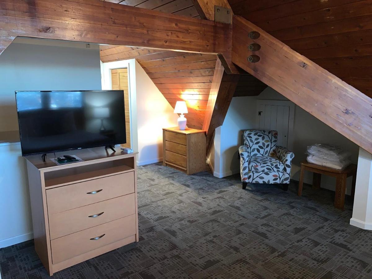 Courtyard Resort 히아니스 외부 사진